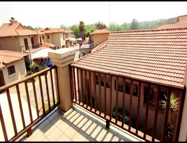 3 BEDROOM TOWNHOUSE FOR SALE IN THREE RIVERS